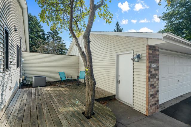 7765 157th Street W, Apple Valley, MN 55124