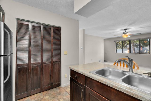 7765 157th Street W, Apple Valley, MN 55124