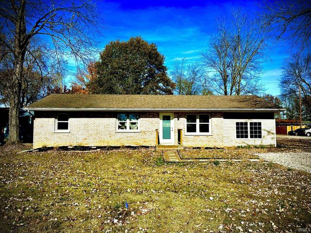 302 Green Valley Drive, Chandler, IN 47610