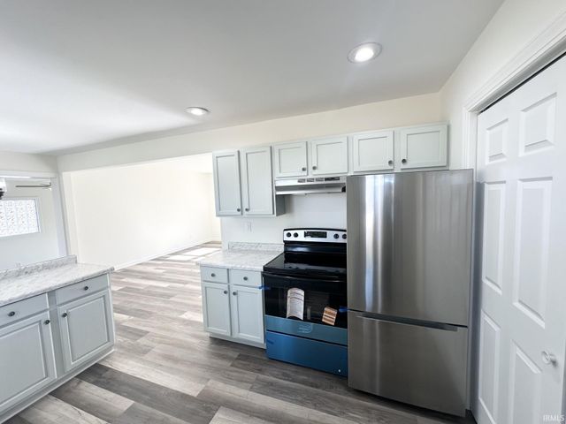 302 Green Valley Drive, Chandler, IN 47610