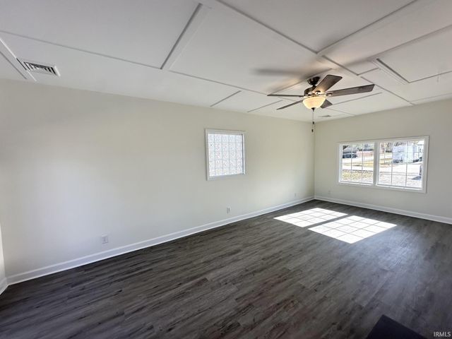 302 Green Valley Drive, Chandler, IN 47610