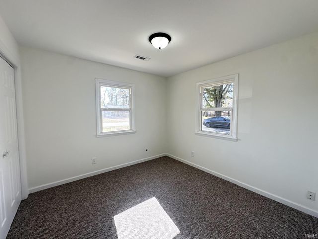 302 Green Valley Drive, Chandler, IN 47610