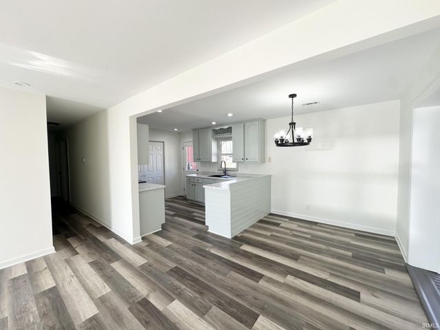 302 Green Valley Drive, Chandler, IN 47610