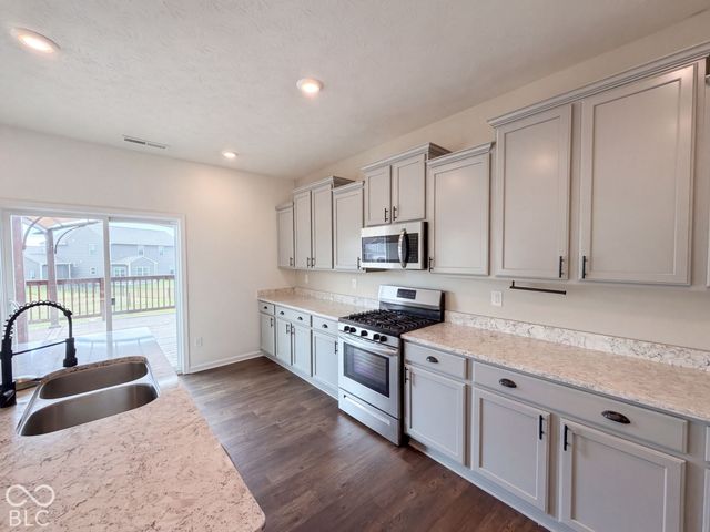942 Ram Drive, Franklin, IN 46131
