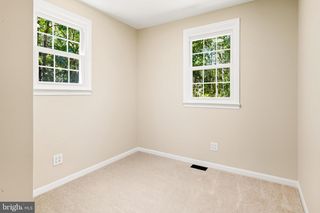 1741 LAKESIDE DR, Williamstown, NJ 08094