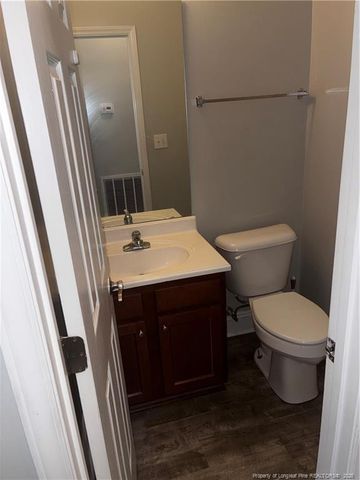 6899 S Staff Road S, Fayetteville, NC 28306