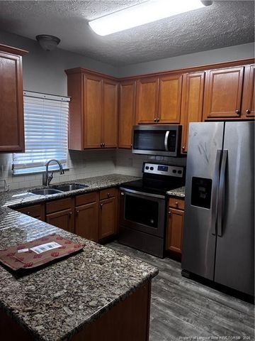 6899 S Staff Road S, Fayetteville, NC 28306