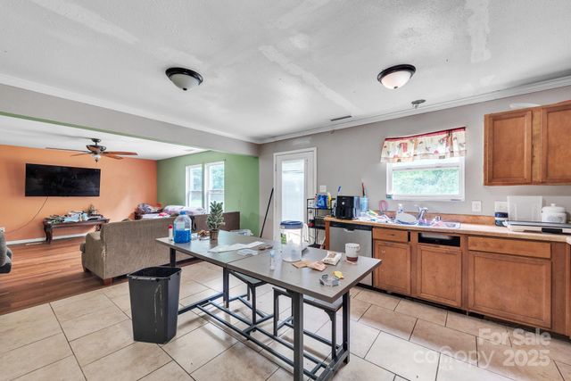 949 Capetown Lane, Clover, SC 29710