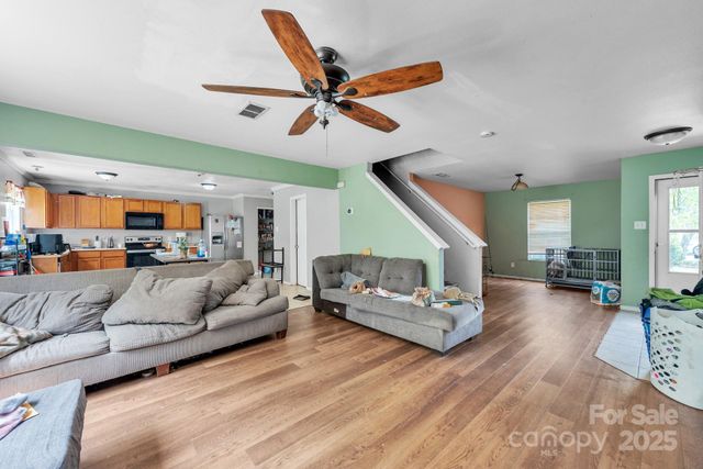 949 Capetown Lane, Clover, SC 29710