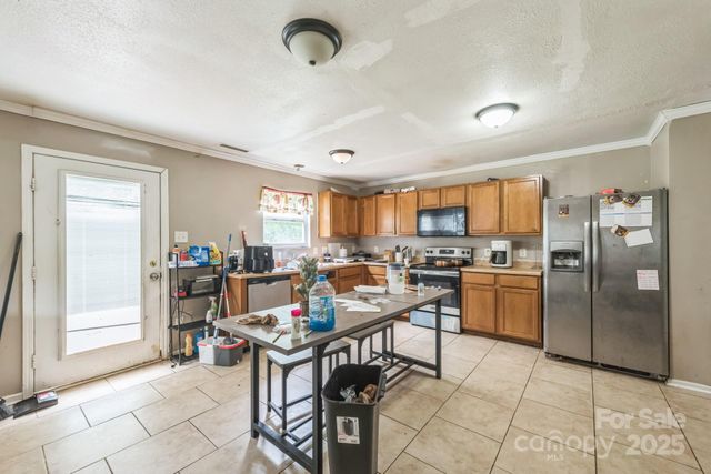 949 Capetown Lane, Clover, SC 29710