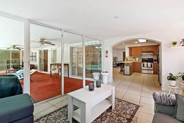 13325 SW 84th Avenue, Pinecrest, FL 33156