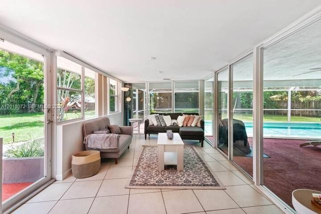 13325 SW 84th Avenue, Pinecrest, FL 33156