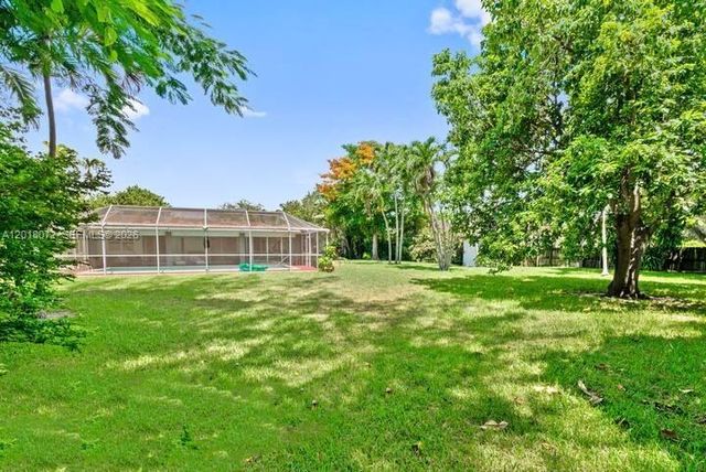 13325 SW 84th Avenue, Pinecrest, FL 33156