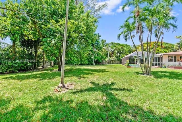 13325 SW 84th Avenue, Pinecrest, FL 33156