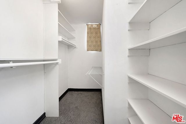 723 Westmount Drive 305, West Hollywood, CA 90069