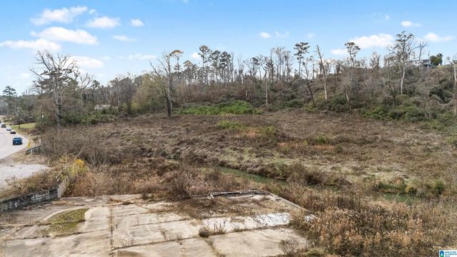 1829 CARSON ROAD N, Fultondale, AL 35217