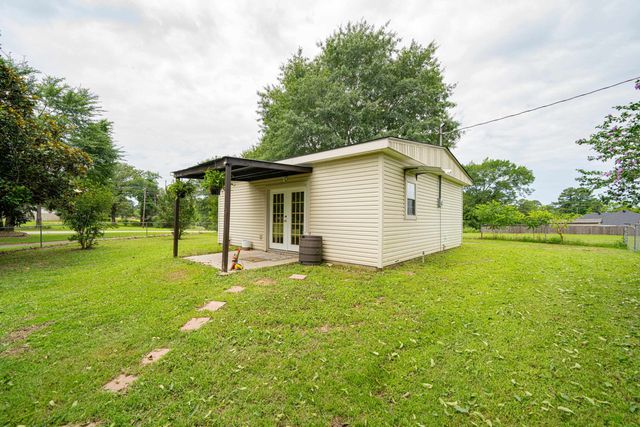 13557 State Highway 154 E, Diana, TX 75640