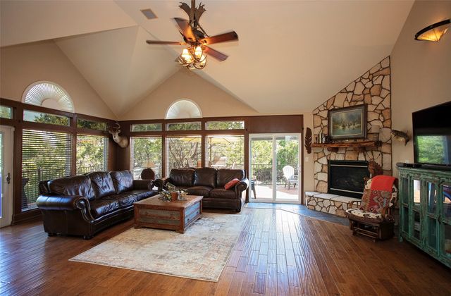 880 Cliffs Drive, Possum Kingdom Lake, TX 76449