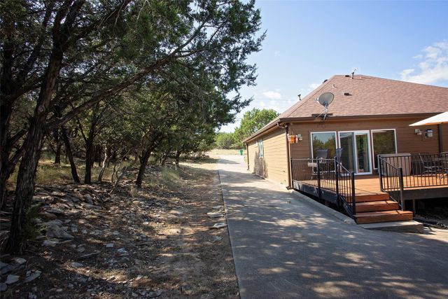 880 Cliffs Drive, Possum Kingdom Lake, TX 76449