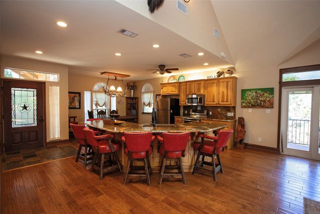 880 Cliffs Drive, Possum Kingdom Lake, TX 76449