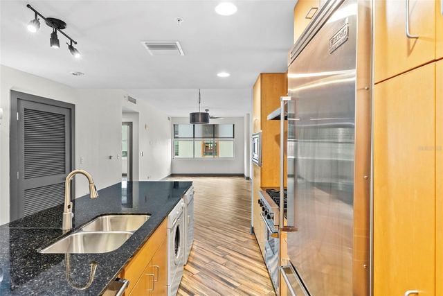 1120 E KENNEDY BOULEVARD 618, Tampa, FL 33602