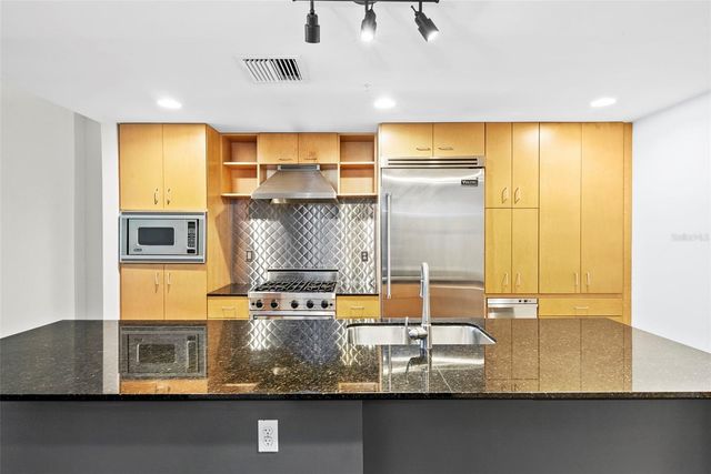 1120 E KENNEDY BOULEVARD 618, Tampa, FL 33602
