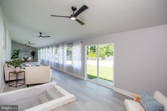 123 HOLLY RD, Southampton, PA 18966