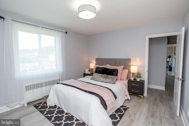123 HOLLY RD, Southampton, PA 18966