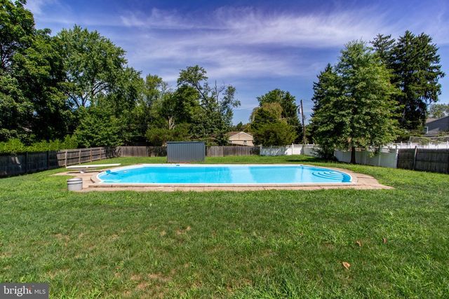 123 HOLLY RD, Southampton, PA 18966