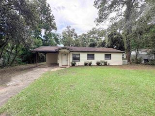 3847 Wiggington Road, Tallahassee, FL 32303