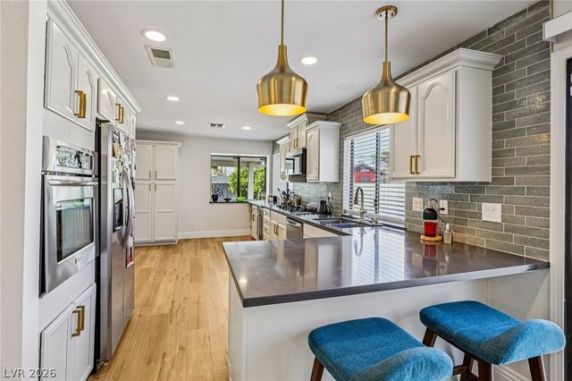 2600 La Solana Way, Las Vegas, NV 89102