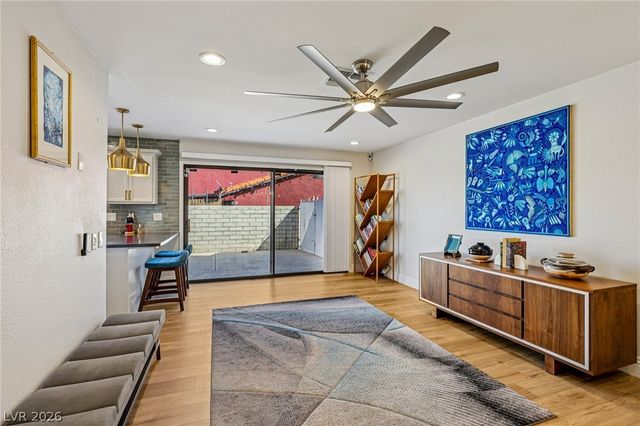 2600 La Solana Way, Las Vegas, NV 89102