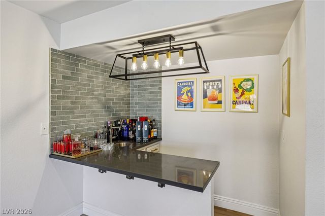 2600 La Solana Way, Las Vegas, NV 89102