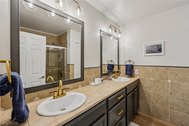 2600 La Solana Way, Las Vegas, NV 89102