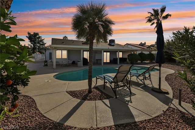 2600 La Solana Way, Las Vegas, NV 89102