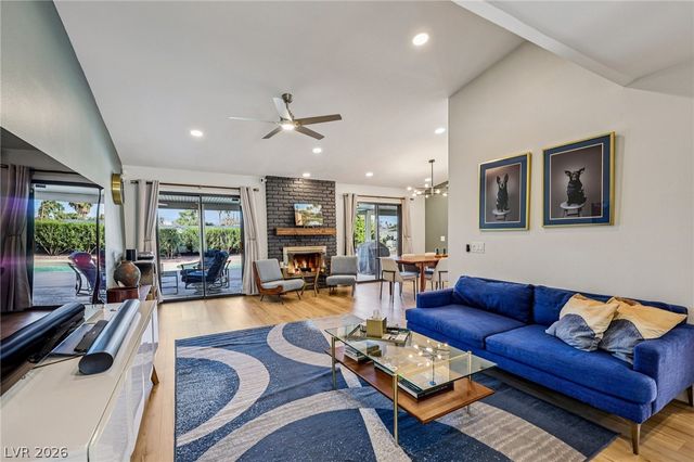 2600 La Solana Way, Las Vegas, NV 89102