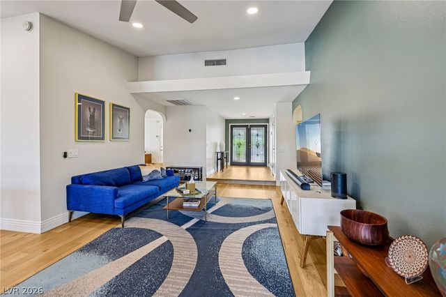 2600 La Solana Way, Las Vegas, NV 89102