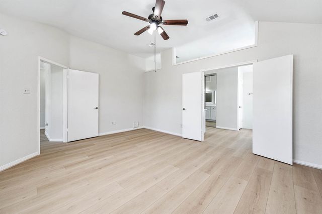 4718 Sunshine Drive, Sugar Land, TX 77479
