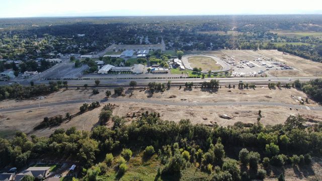 East Street, Anderson, CA 96007