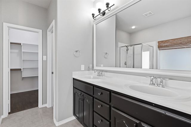 11025 Hawks Landing Road, Fort Worth, TX 76052