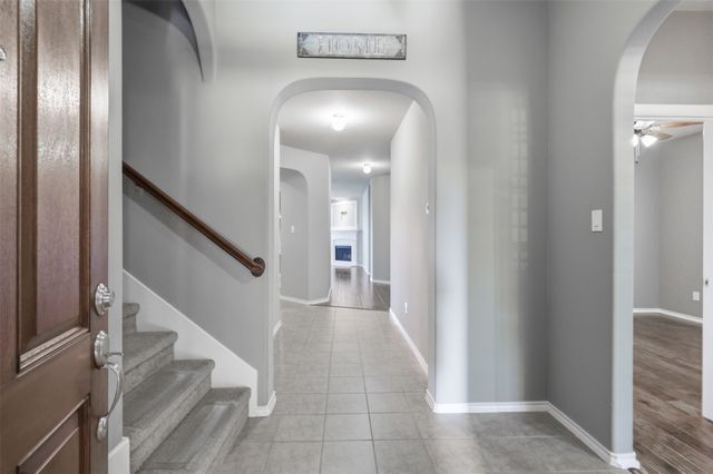 11025 Hawks Landing Road, Fort Worth, TX 76052