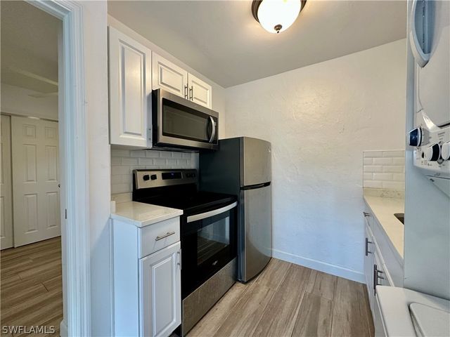 4241 Tarpon AVE 4, Bonita Springs, FL 34134