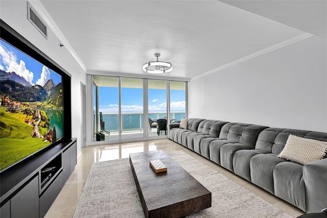 19111 Collins Avenue 2704, Sunny Isles Beach, FL 33160