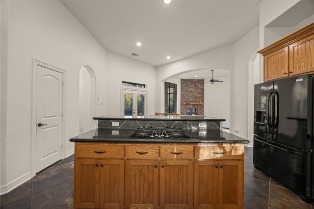 26150 Crown Ranch Boulevard, Montgomery, TX 77316