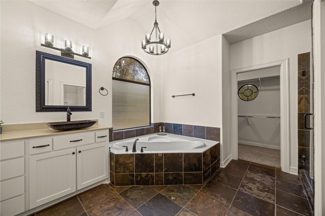 26150 Crown Ranch Boulevard, Montgomery, TX 77316