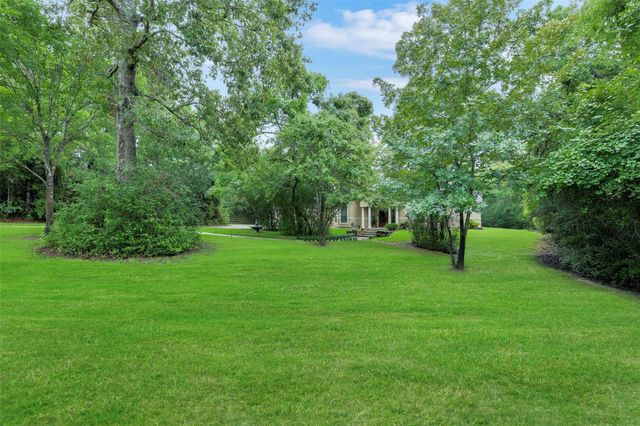 26150 Crown Ranch Boulevard, Montgomery, TX 77316