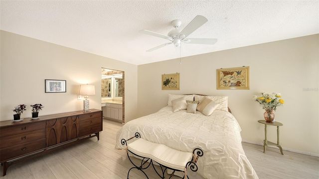 4638 WILLOW WOOD CIRCLE 34, Sarasota, FL 34241