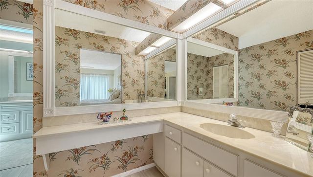 4638 WILLOW WOOD CIRCLE 34, Sarasota, FL 34241