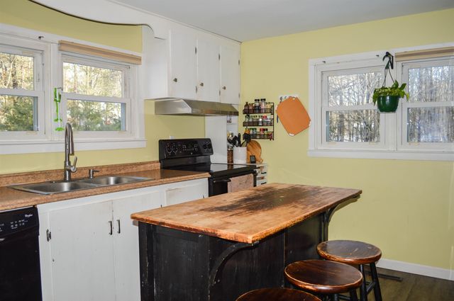 139 Squantum Road, Jaffrey, NH 03452