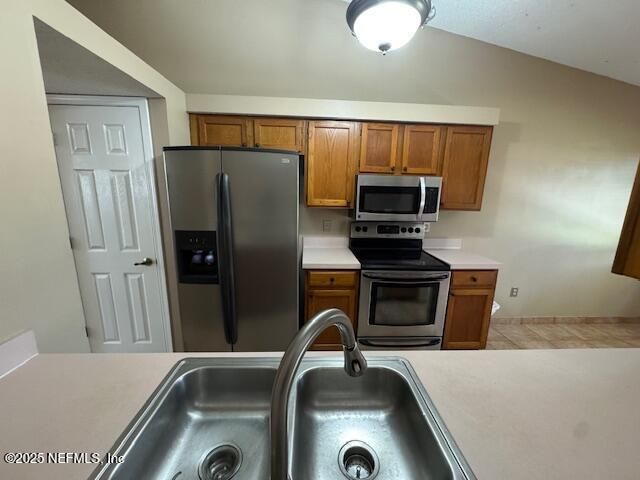 7057 SWAMP FLOWER Drive, Jacksonville, FL 32244